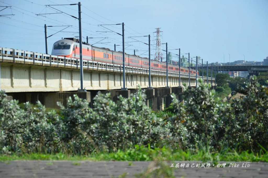竹北鐵道觀景台 