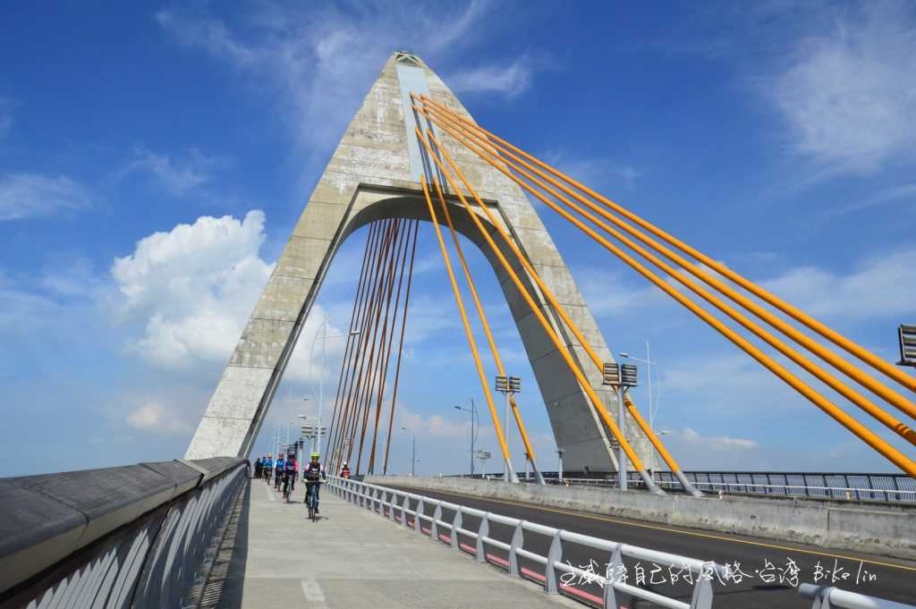 枋寮漁港橋