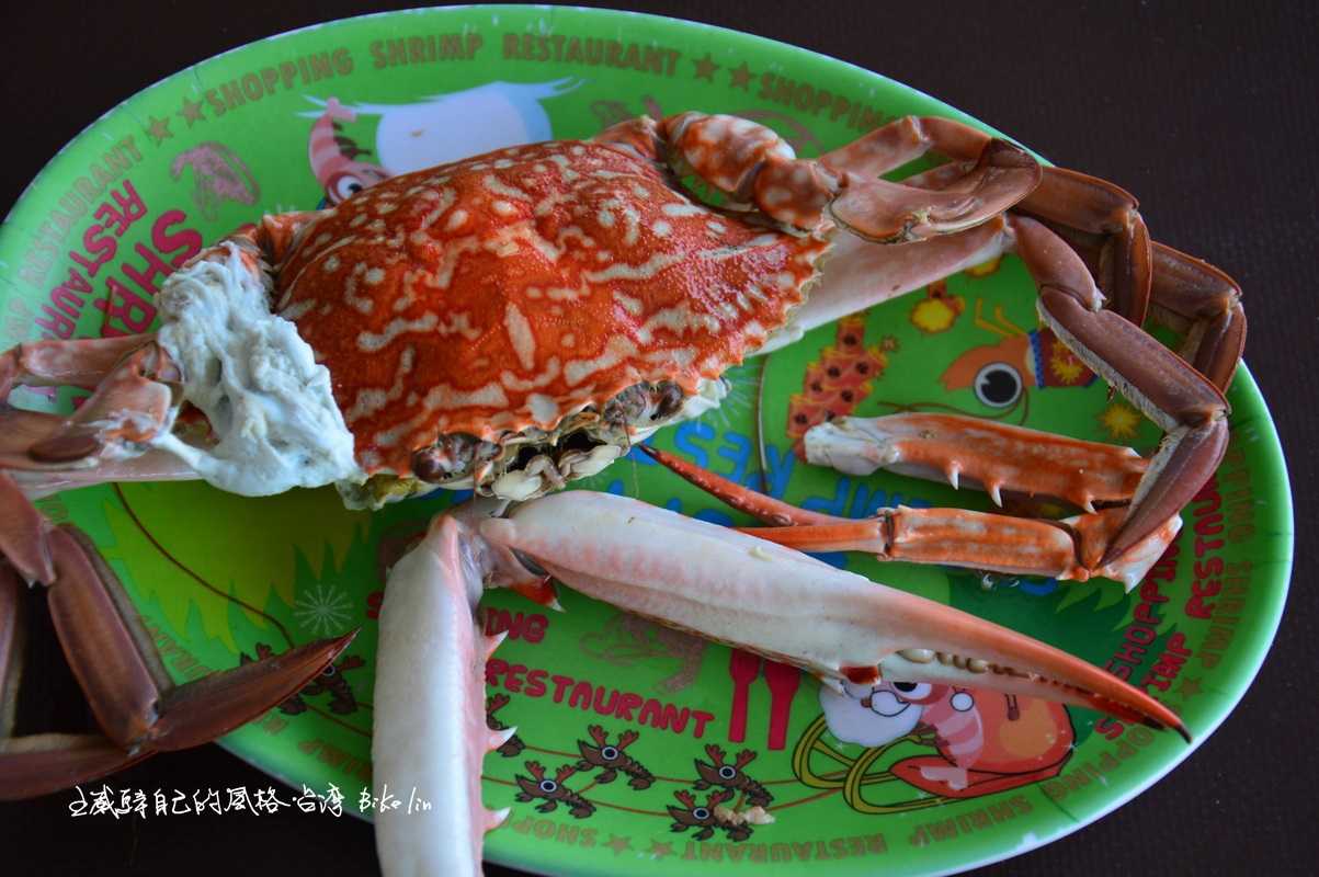 魚塭與漁港現撈大螃蟹,更讓我讚不絕口