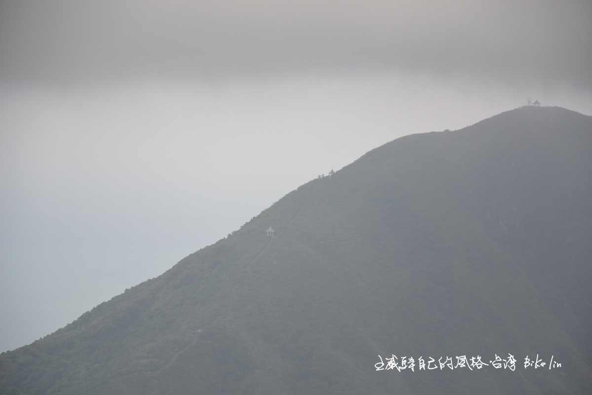 想著如何輕鬆登頂基隆山