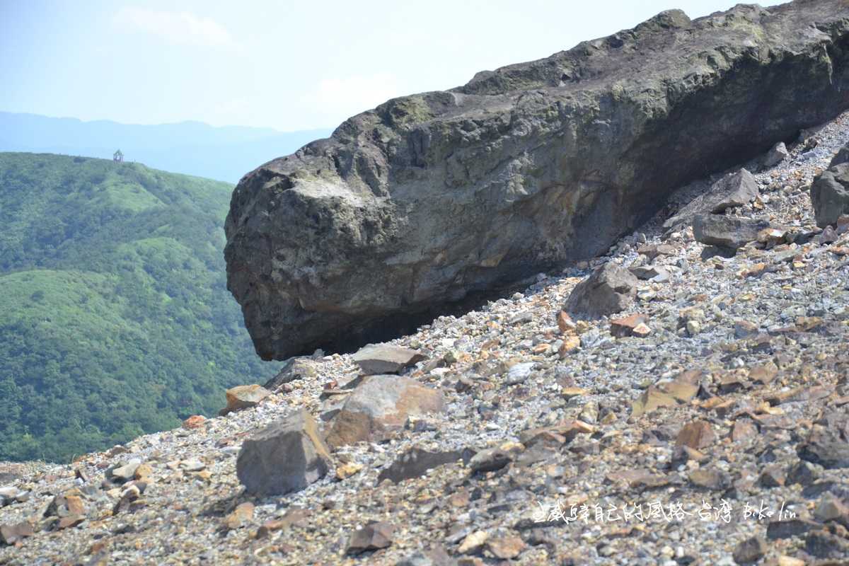 小金瓜露頭渺小的「不厭亭」