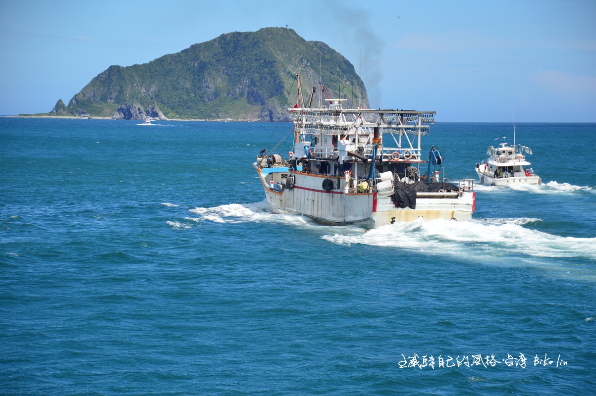 「八斗子漁港」逼視基隆嶼
