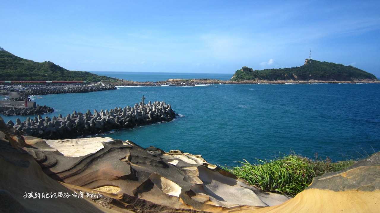 駱駝峰眼角的「魔鬼岬角」野柳地質公園