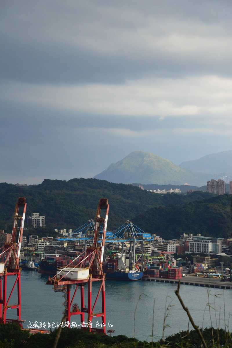 基隆山赫然也連上視野