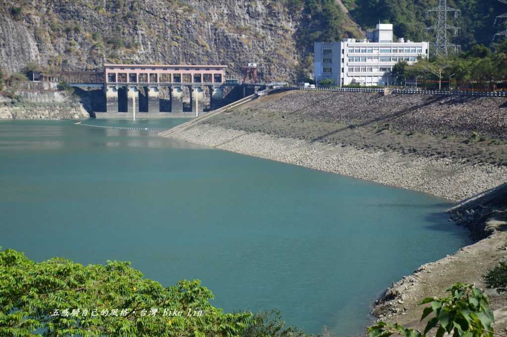 臺灣最大水力發電廠-明潭水庫