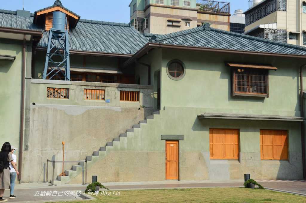 打狗的份量在「大谷光瑞逍遙園別邸」
