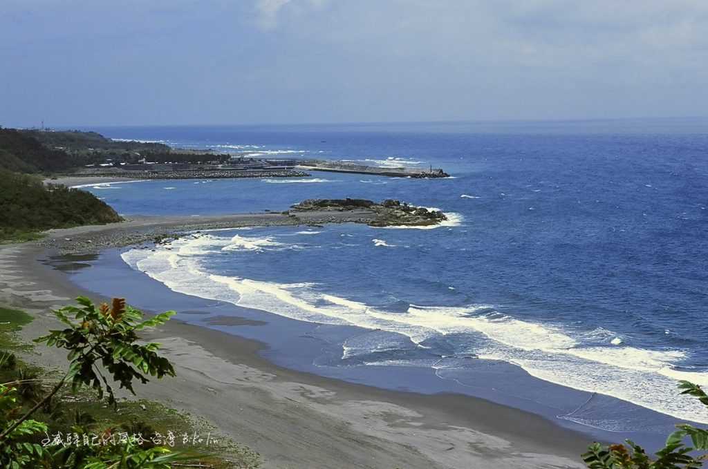 蕈狀雲礁「金樽陸連島」