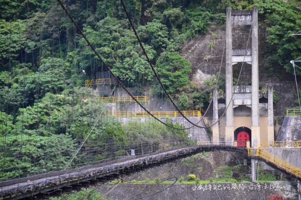 很想公然走吊橋，參訪不太可能的「東部發電廠銅門廠」