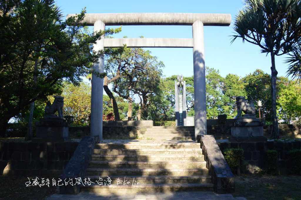 「東石神社遺址」豁達開朗的祥和寂靜美
