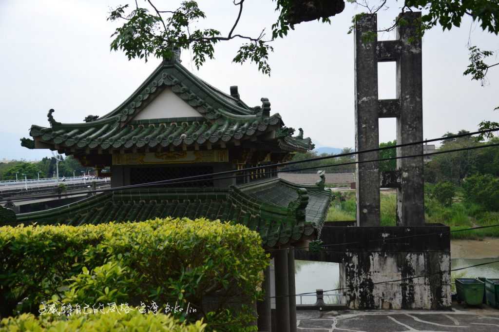 八掌溪鐵線吊橋