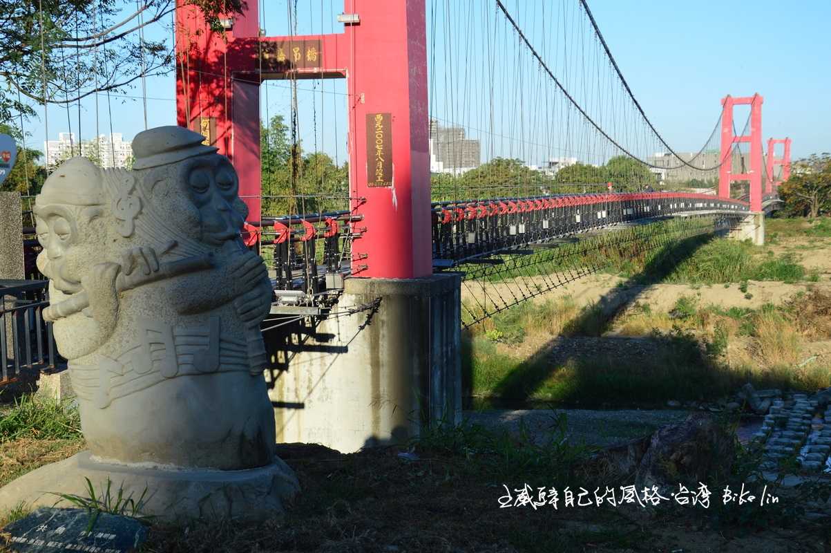 不需要黃花風鈴木加持的行善氣味吊橋