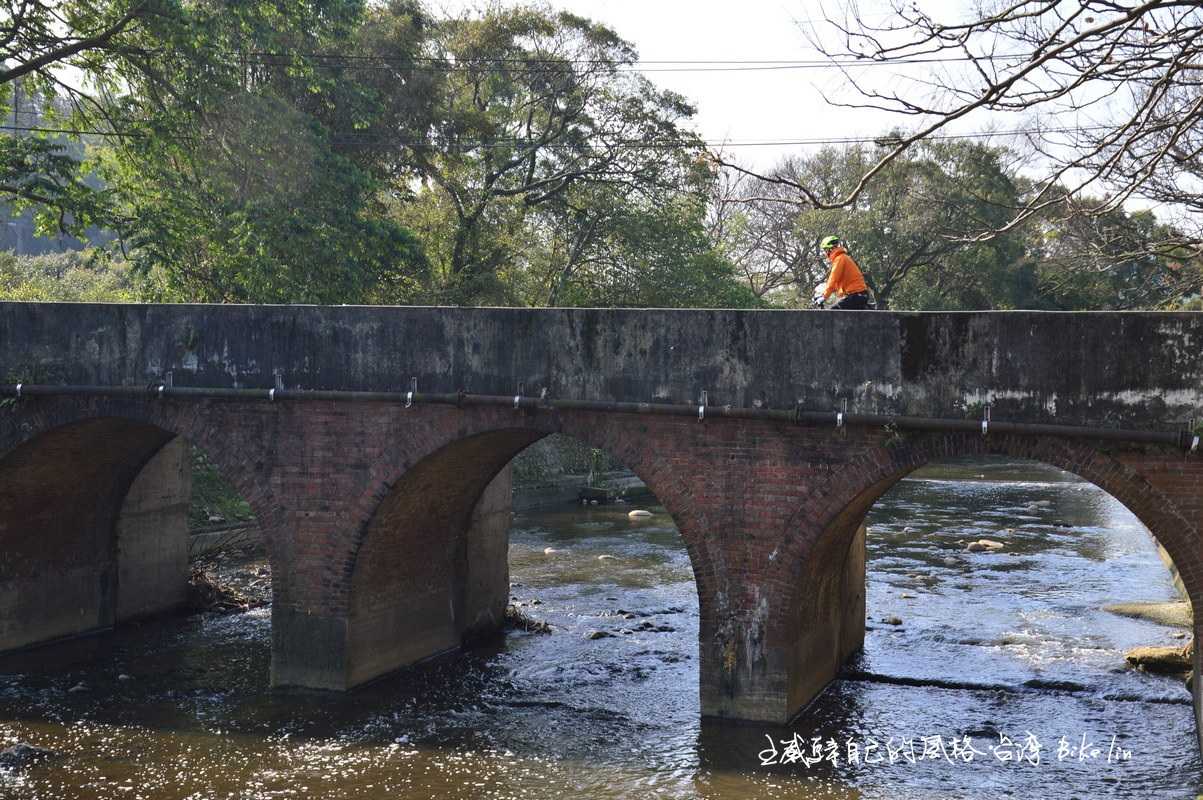 滿滿風雅「紅磚拱橋鎮南橋」