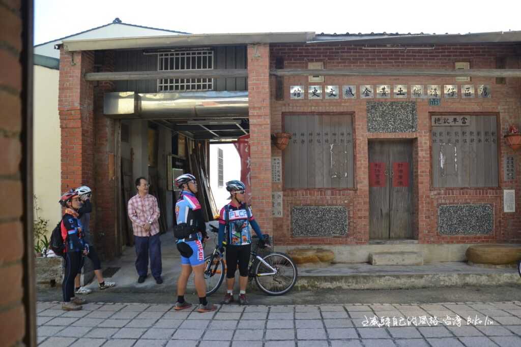 感謝街屋後代熱心人士說明