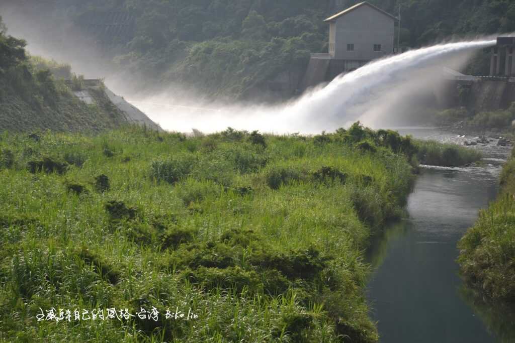 加碼苗52「鯉魚潭水庫出水口噴泉」