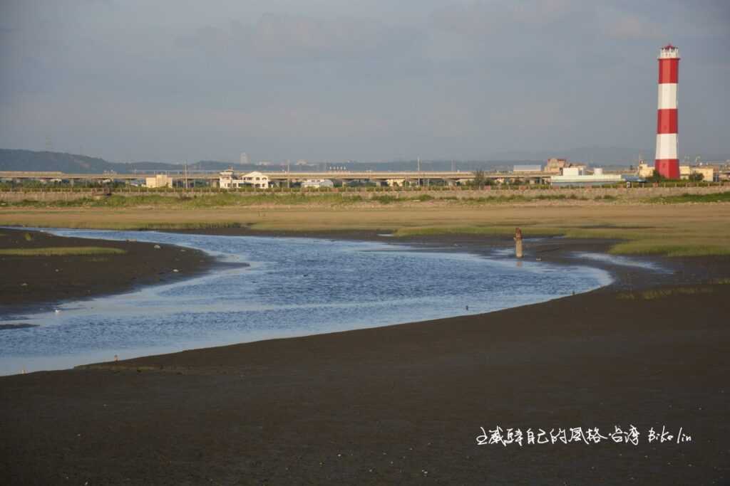 這角度的「高美燈塔」再也無法立足了