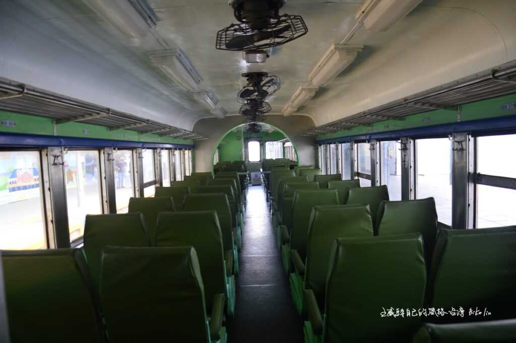 1974-1977年求學期間忍不住偶而搭過基隆台南最快列車