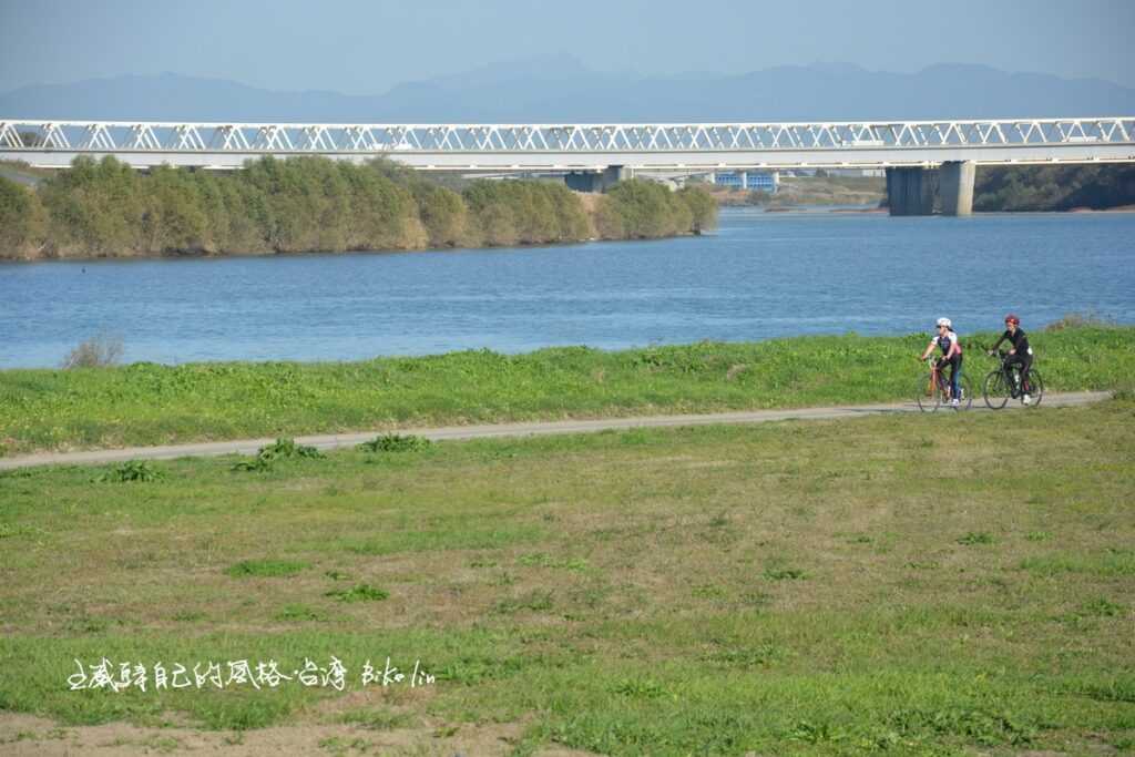 在日本藍綠白通和，和諧之美 