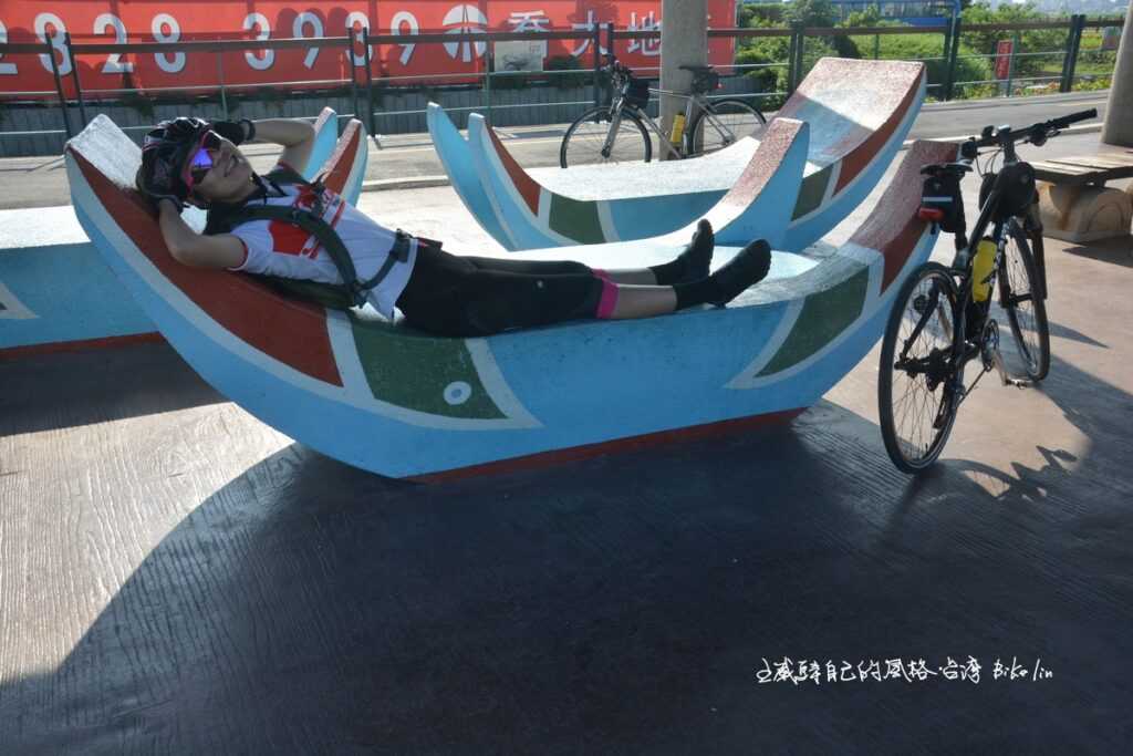 島頭公園船型臥椅