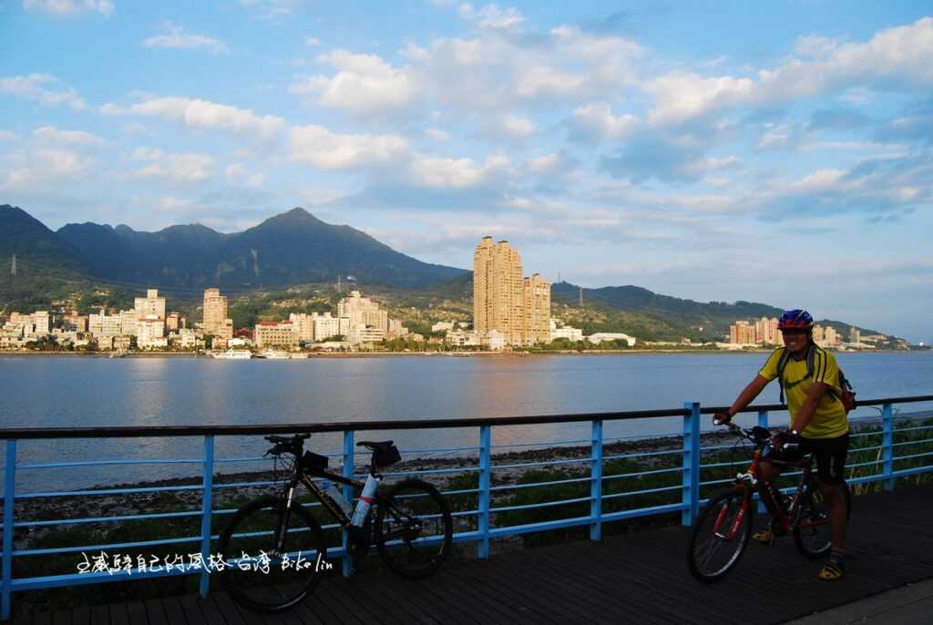 2008年1700k分段環島，紅樹林關渡自行車道巧遇不刻意來相送「大肚Arthur Hu」  