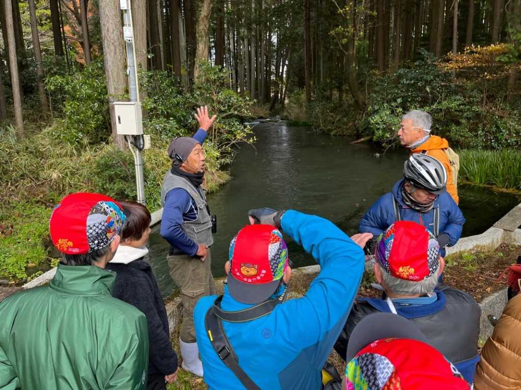 「白糸滝養魚場」潔淨「富士山」泉源  photo by富士山サイクルネット協議会