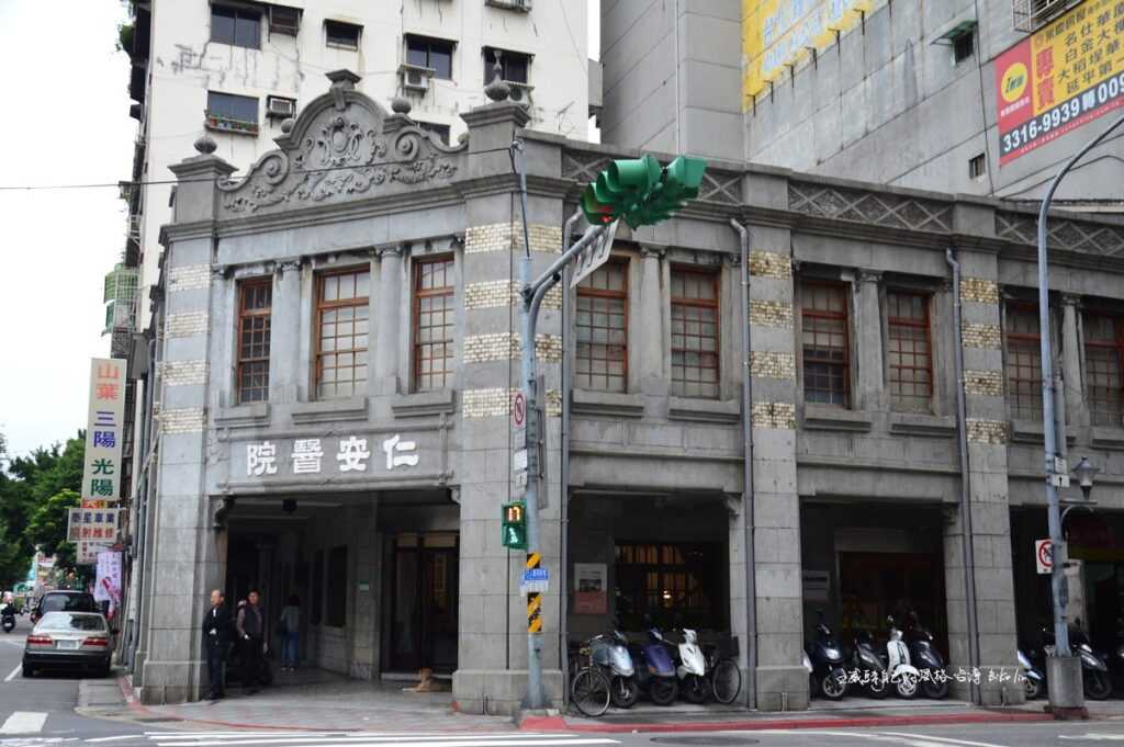 1927年落成開業