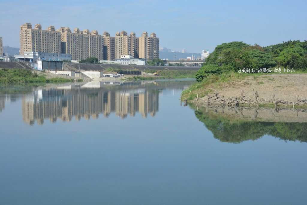 明鏡大漢溪