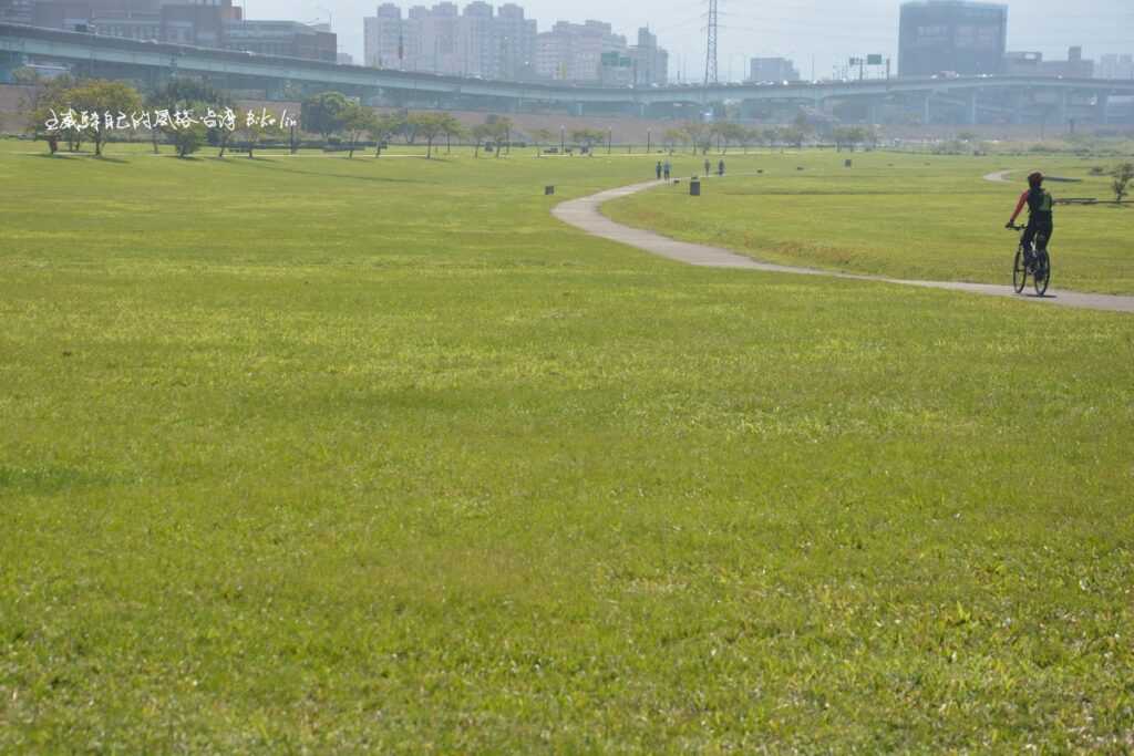 奢侈擁抱「擺接平原」綠野感覺