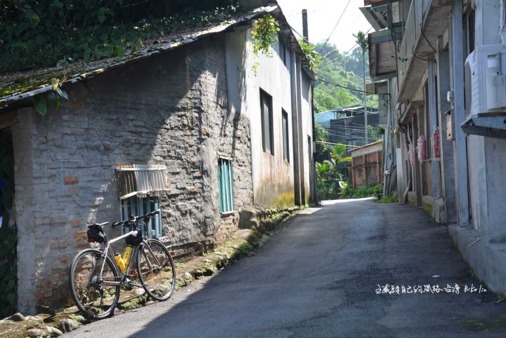 幽靜「青潭巷弄景觀」