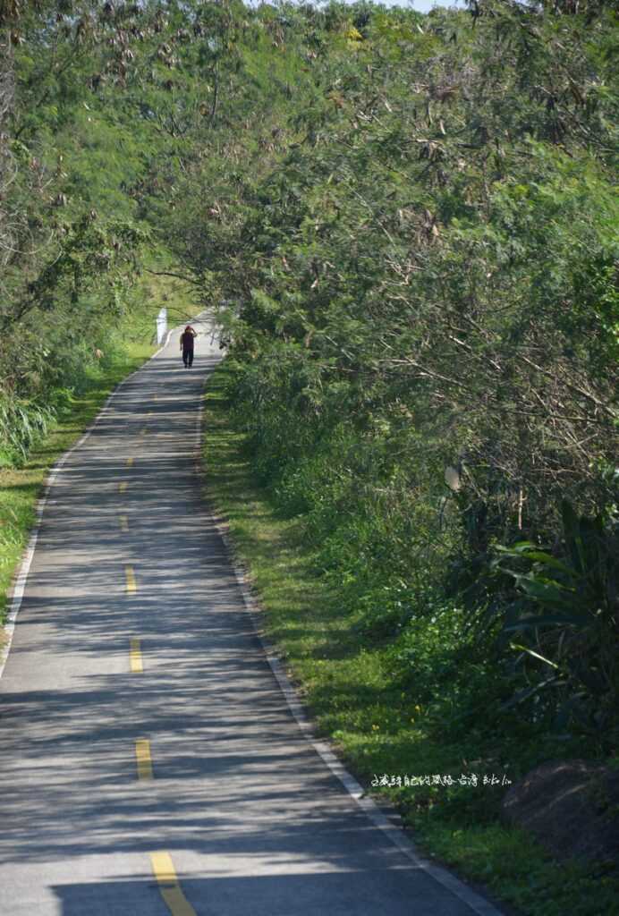 延伸幽長林蔭大漢溪左岸自行車道〈水岸線〉