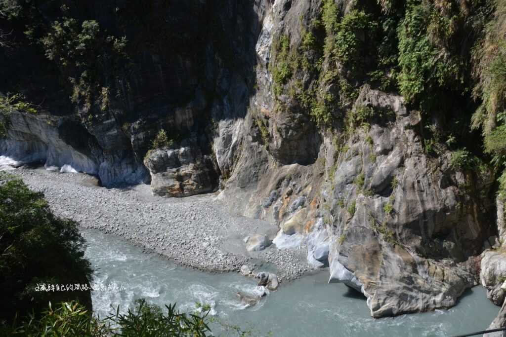 研海林道旁壯觀「立霧溪峽谷」