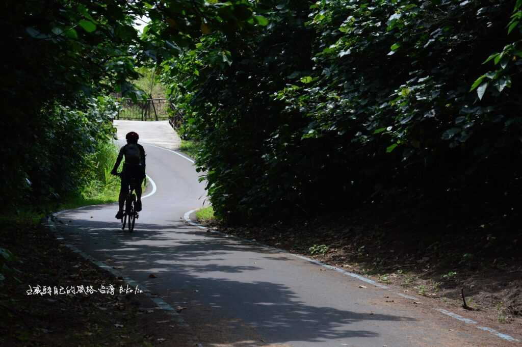 雙灣自行車道最透心眼的綠夏FU