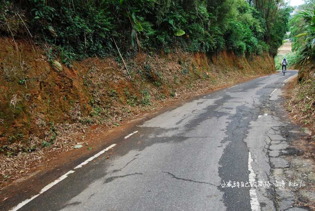 陳班長叱吒風雲直蹬「口湖仔」長陡坡