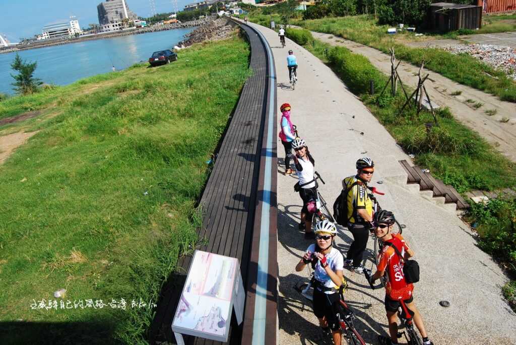 如今可以還原淡江大橋淡水端廢墟海防哨海堤嗎？