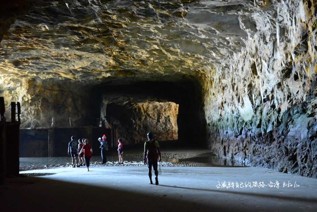 「大帽山坑道」秘境滿滿刺激挑戰