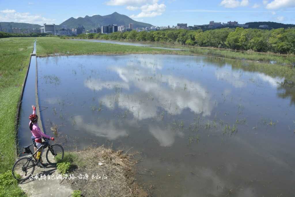  敢潦下off road親近有水的感覺 