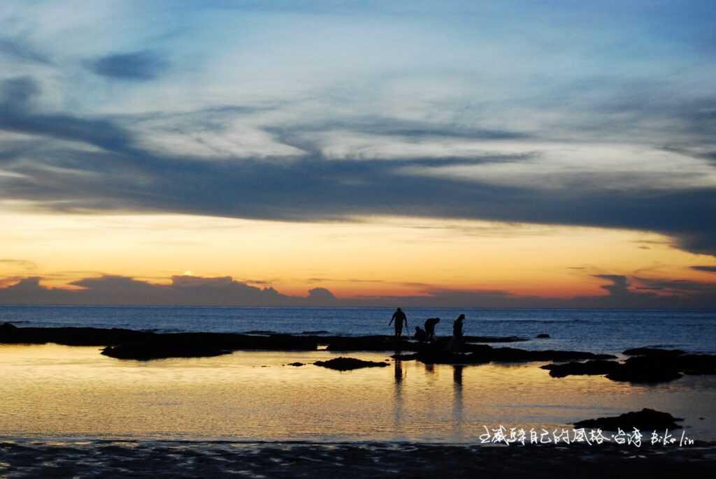 向晚麟山鼻海岸沙灘瞬息萬變海景