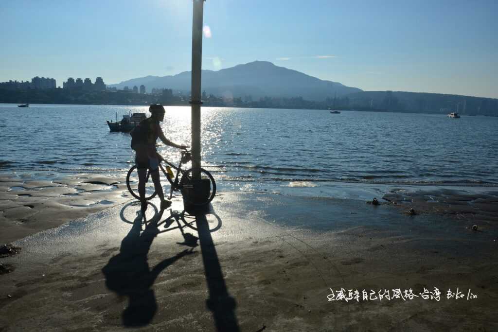 全台唯一可踩在柔軟沙灘感覺河流
